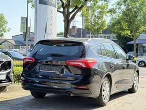 Ford Focus Turnier 1.5 EcoBlue Cool & Connect | RFK