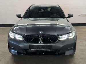 BMW 330 e xDrive Touring Sport Line UPE: 74.558,42 ?