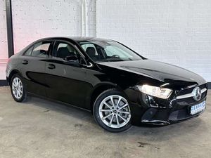 Mercedes-Benz A250 e8G-DCT1HAND*PDC*CARPLAY*TEMPOMAT