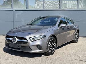 Mercedes-Benz A250 e 8G-DCT Progressive | Pano | LED | DAB