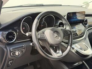 Mercedes-Benz V220 d extralang 9G-TRONIC | 7-SITZER | RFK