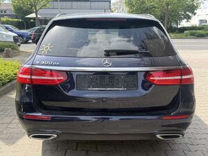 Mercedes-Benz E300 de T-Modell AVANTGARDE  Night-Paket  360 K