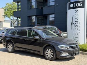 VW Passat Variant 2.0 TDI SCR DSG Business   RFK