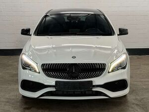 Mercedes-Benz CLA 200 7G-DCT AMG Line | PANO
