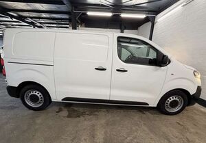 Opel Vivaro 1.5 D Cargo Edition M L2 Klima 3-Sitzer