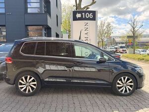 VW Touran Highline BMT   ACC   PANO   MASSAGE