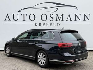 VW Passat Variant Variant 2.0 TDI SCR DSG R-Line