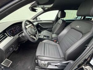 VW Passat Variant Variant 2.0 TDI SCR DSG R-Line