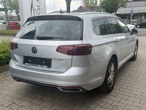 VW Passat Variant IQ.Light Matrix | ACC Stop&Go |