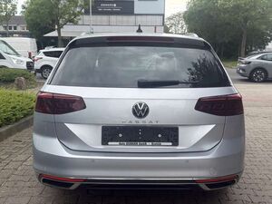VW Passat Variant IQ.Light Matrix | ACC Stop&Go |