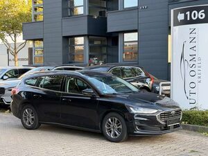 Ford Focus Turnier 1.0 EcoBoost Aut. TITANIUM DESIGN