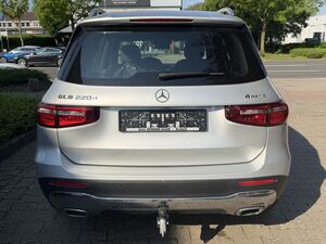 Mercedes-Benz GLB 220 4MATIC | Leder | MBUX | AHK | Business