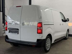 Opel Vivaro 1.5 D Cargo M Edition   RÜCKFAHRKAMERA