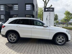 Mercedes-Benz GLC 300 de 4Matic 9G-TRONIC | DISTR.| PANO | RFK