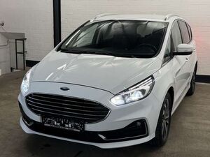 Ford S-Max Titanium   LED   CarPlay   Ambiente   AHK