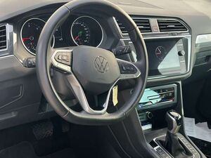 VW Tiguan 2.0 TDI SCR DSG Life | ACC | TOTW.