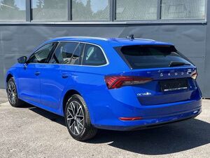 Skoda Octavia Combi 2.0 TDI DSG 4x4 Style   ACC   PANO
