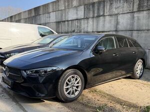 Mercedes-Benz CLA 180 8G-DCT Progressive Line