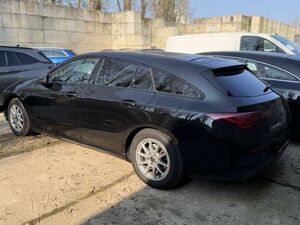 Mercedes-Benz CLA 180 8G-DCT Progressive Line