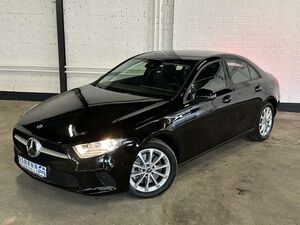 Mercedes-Benz A250 e8G-DCT1HAND*PDC*CARPLAY*TEMPOMAT