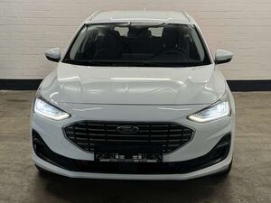 Ford Focus Turnier 1.5 EcoBlue Aut. TITANIUM | LED