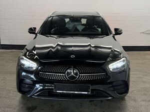 Mercedes-Benz E300 de 4M TAMG Line  Pano 360° UPE:91.897,-?