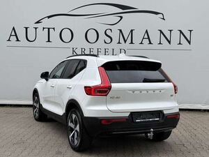 Volvo XC40 B3 B DKG Plus Dark   ACC   Harman Kardon