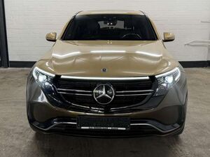 Mercedes-Benz EQC 400 4Matic AMG Line   Distr+   Schiebedach