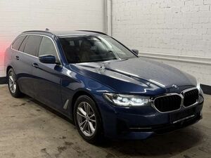 BMW 520 d Touring Aut. | AHK | RFK | LED | HUD
