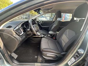 Kia Ceed / ceed SW 1.6 CRDi (48V Mild-Hybrid) DCT7 Vision