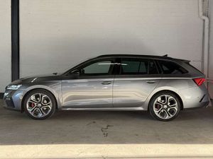 Skoda Octavia Combi 2.0 TDI DSG 4x4 RS   ACC  KeyGo