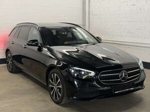 Mercedes-Benz E300 de T 9G-TRONIC Avantgarde DISTRONIC*RFK
