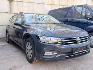 VW Passat Variant 2.0 TDI SCR Business   ACC   360°