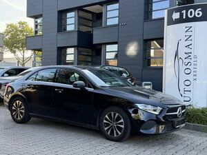 Mercedes-Benz A200 d 8G-DCT Lim. Entry | RFK | DAB