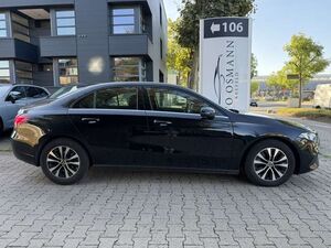 Mercedes-Benz A200 d 8G-DCT Lim. Entry | RFK | DAB
