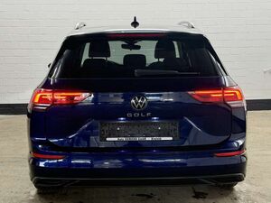 VW Golf Variant 2.0 TDI SCR Life   ACC   MASSAGE