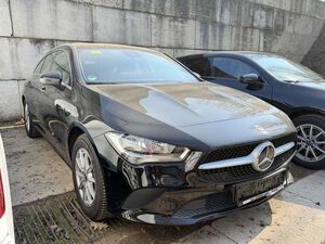 Mercedes-Benz CLA 180 7G-DCT Entry | Notbrems