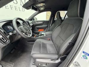 Volvo XC40 B3 B DKG Plus Dark | 360°KAM. | AHK| H&K