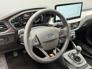 Ford Focus Turnier 1.0 EcoBoost TITANIUM