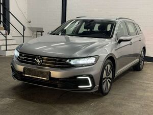 VW Passat Variant 1.4 TSI Plug-In-Hy DSG GTE | ACC