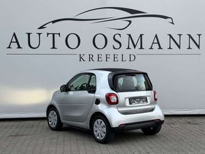 smart forTwo coupe EQ   TÜV NEU   PDC hinten