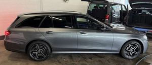 Mercedes-Benz E300 de 4Matic T 9G-TRONIC AMG Line   Distr+