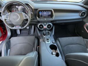Chevrolet Camaro SS 6.2 V8 | Kamera | Neuer Motor | HUD  .