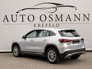 Mercedes-Benz GLA 250 e 8G-DCT Progressive   Distronic   360°