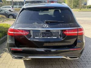 Mercedes-Benz E350 d 4Matic T 9G-TRONIC AMG Line 360°KAMERA