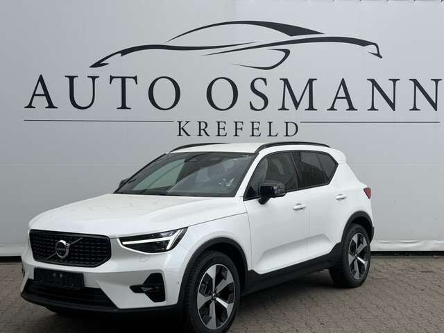 Volvo XC40 B3 B DKG Plus Dark