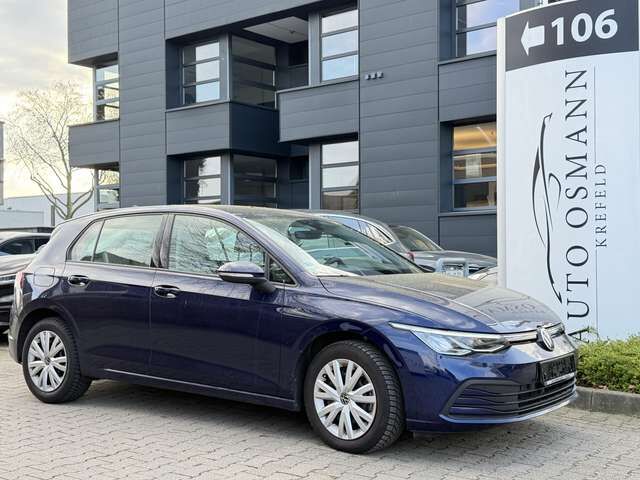 VW Golf 2.0 TDI SCR Life   ACC   Digital Cockpit