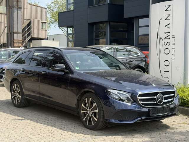 Mercedes-Benz E300 de T-Modell AVANTGARDE  Night-Paket  360 K