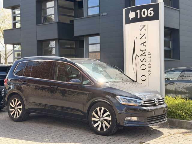 VW Touran Highline BMT   ACC   PANO   MASSAGE