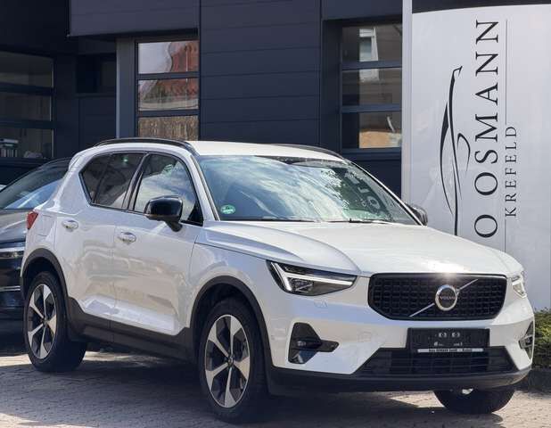 Volvo XC40 B3 B DKG Plus Dark | AHK | 360°K | LED